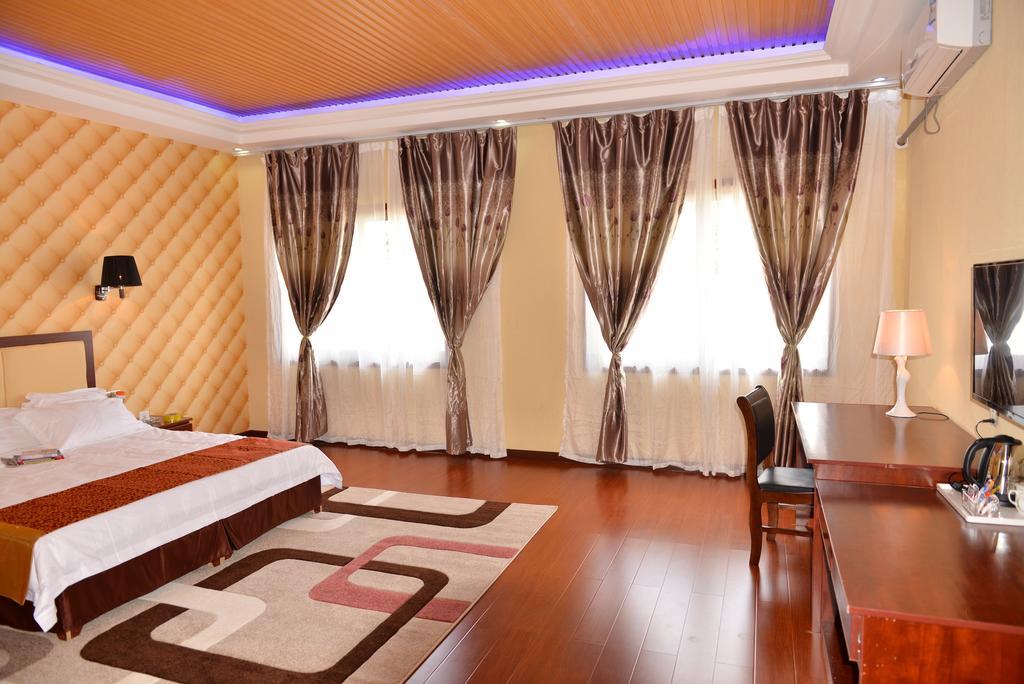 Warm Harbor Hotel Livingstone Luaran gambar